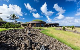 Nayara Hangaroa